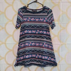 LIZA BYRD Boutique Girls Dress Size M‎ NWT Floral Print with Pom Pom Accents